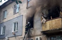 В Днепропетровской области убытки от пожара в трехэтажном доме понесли владельцы 8 квартир (ВИДЕО)