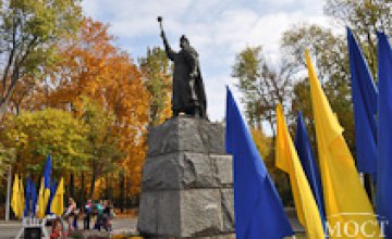 Сегодня в Днепропетровске отмечают День украинского казачества (ФОТО)