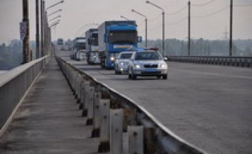 До конца октября Донбасс получит еще 500 тыс. проднаборов от Ахметова (ФОТО)