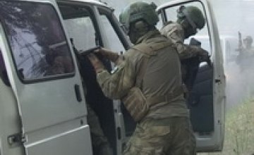 В Днепре спецназ СБУ обезвредил группу «террористов», захвативших заложников на Приднепровской ТЭС (ВИДЕО)