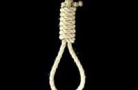Большинство харьковчан осуждают самоубийц и выступают за возврат смертной казни