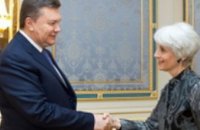 Украина настроена на дальнейшее развитие стратегических отношений с США - Виктор Янукович
