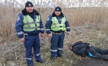 В Днепропетровской области правоохранители задержали вооруженного угонщика авто