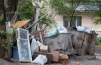 В Кировском районе Днепропетровска сменили компанию по вывозу мусора