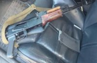 Полицейские изъяли у жителя Мелитополя более 1 тыс кустов конопли и незаконное оружие