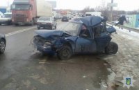 В Харькове одновременно столкнулись 6 автомобилей: у грузовика отказали тормоза (ФОТО)