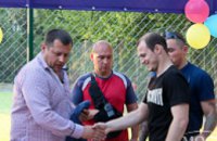 Нардеп Борис Филатов и Роман Зозуля открыли футбольный мини-стадион в Днепропетровске