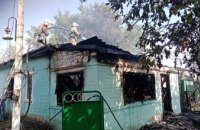 В Царичанском районе произошел масштабный пожар: загорелся жилой дом (ФОТО)
