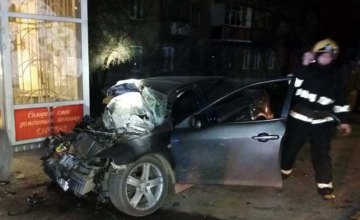 На Днепропетровщине столкнулся автобус и легковушка: пострадал водитель и 4 пассажира 