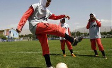 Футболистки сборной Ирана оказались мужчинами 
