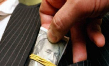 Сумма взяток в Украине достигла 63 млн. грн. 