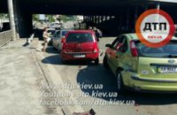 ДТП в Киеве: столкнулись сразу 12 машин
