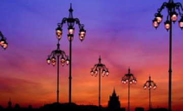 В Днепропетровске установили около 3 тыс. натриевых светильников
