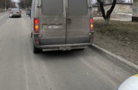 В Терновке полицейские изъяли два автомобиля с поддельными номерами 