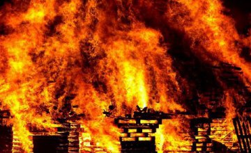 Ночной пожар на Днепропетровщине: хозяин дома сгорел вместе со всем своим имуществом