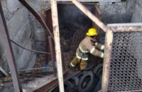 На Днепропетровщине при тушении пожара в подвальном помещении спасатели обнаружили тело мужчины