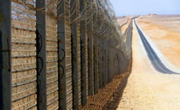 Саудовская Аравия строит стену на границе с Ираком