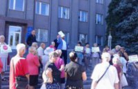 Жители Днепра провели митинг и обратились к Президенту с просьбой остановить мэра Филатова