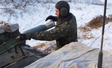 На Новомосковском полигоне артиллеристы-десантники выполнили практические стрельбы из самоходно-артиллерийского орудия 2С9 «Нона