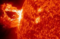 На Солнце произошла мощная вспышка, негативно влияющая на Землю (ВИДЕО)