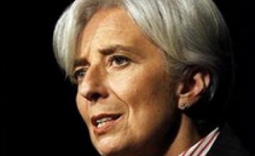 МВФ перенес визит своих экспертов в Украину