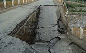 В Одесской области рухнул мост международного значения