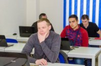 Более 100 бойцов АТО закончили IT-курсы на Днепропетровщине, - Валентин Резниченко