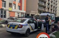 В Киеве женщину убило ограждение балкона, упавшее с 21-го этажа (ФОТО)