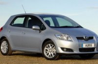 Фракция КПУ получила  Toyota Camry за счет бюджета