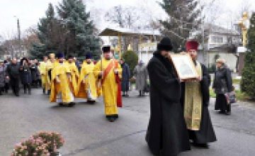 Из Санкт-Петербурга в Павлоградский собор передали в дар икону святого Иоанна Кронштадтского