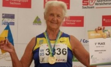90-летняя жительница Днепропетровской области установила беговой рекорд Украины