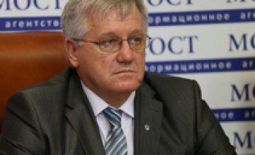 Депутаты Никопольского горсовета будут обращаться к губернатору по поводу рейдерского захвата коммунального рынка