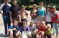 В Днепропетровске состоялись первые городские соревнования дворовых команд по мини-футболу и бадминтону