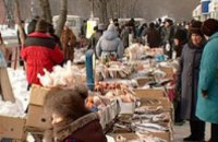 Санэпидемстанция: Перед Новым годом стоит воздержаться от покупки продуктов на стихийных рынках