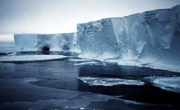 Ледники Антарктиды начали неожиданно таять, - климатологи