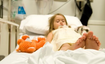 В Никополе 4-летний ребёнок проспал 20 часов из-за сиропа от горла