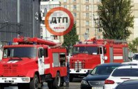 В Киеве произошел пожар в торгово-развлекательном центре на Троещине (ФОТО)