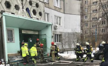 В Киеве на пожаре в своей квартире погиб человек