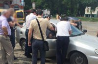 В Днепропетровской области при получении взятки задержали двух налоговиков