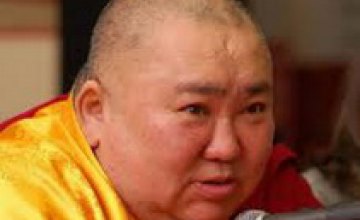 Тибетский Лама в Днепропетровске предсказал наводнения и «отменил» конец света (ФОТО)
