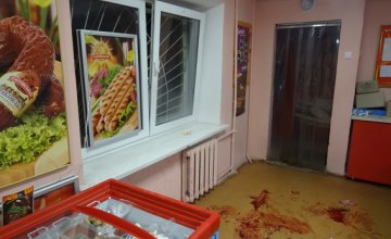 В Киеве разыскивают вора, который напал на продавщицу (ВИДЕО)