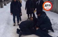 В Киеве прямо посреди улицы умерла женщина (ФОТО)
