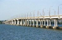 Новый мост и часть набережной в Днепре перекроют полностью на неопределенный срок