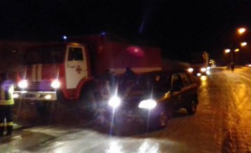 За сутки спасатели Днепропетровщины освободили из  снежных заносов 71 автомобиль (ВИДЕО)