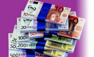 На межбанке евро продолжает дешеветь