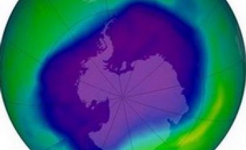 Ученые установили, что дыра в озоновом слое над Антарктикой начала уменьшаться