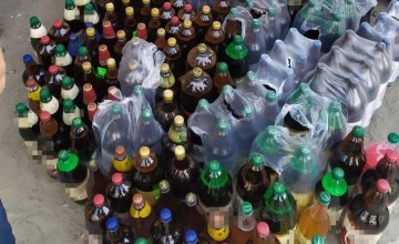 700 литров алкоголя и 2 тыс. пачек сигарет: в Днепре торговали контрафактной продукцией (ФОТО)