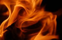 На Днепропетровщине сгорел частный дом: погибло 3 людей (ВИДЕО)  