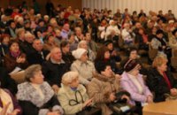 Благодаря Борису Филатову днепропетровские пенсионеры вновь могут получать знания в Университете Третьего Возраста 