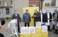 Дніпропетровщина отримала 15 апаратів штучної вентиляції легень від ДТЕК та Фонду Ріната Ахметова від початку пандемії